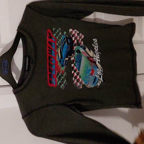 Chandail - Picture 1 of 1